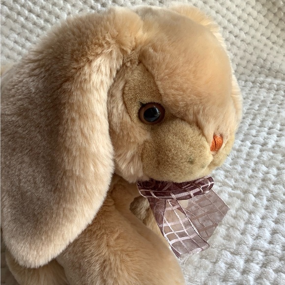 Adorable Carlton Cards Plush Bunny Rabbit Realistic Stuffed Animal Toy Vintage? - Picture 10 of 16